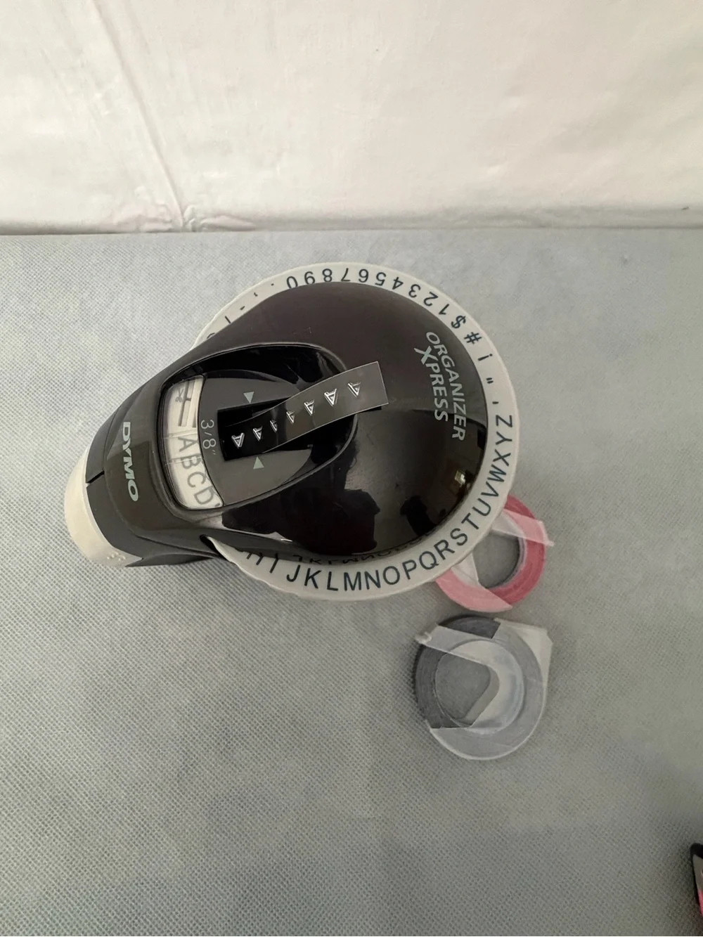 Dymo Organizer Xpress Embossing Label Maker with 3 Tapes (F217)